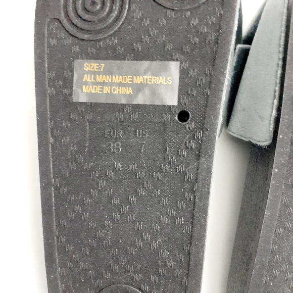 Qupid Women's Green Velour Bow Tie Slippers Sz 7 - Picture 2 of 7